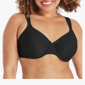 NWT Playtex Secrets Underwire Bra , All-Over Smoothing, Full-Coverage T-Shirt